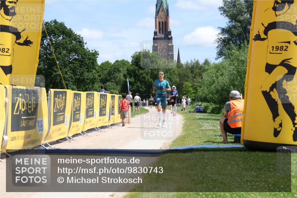 21.06.2026 - Viking Triathlon Michael Strokosch http://msf.ph/oto/9830743 21.06.2026 12:52:36 Laufen 447 meine-sportfotos.de