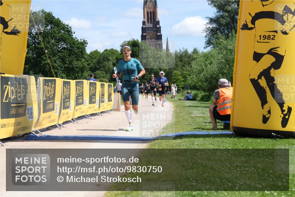 21.06.2026 - Viking Triathlon Michael Strokosch http://msf.ph/oto/9830750 21.06.2026 12:52:38 Laufen 447 meine-sportfotos.de