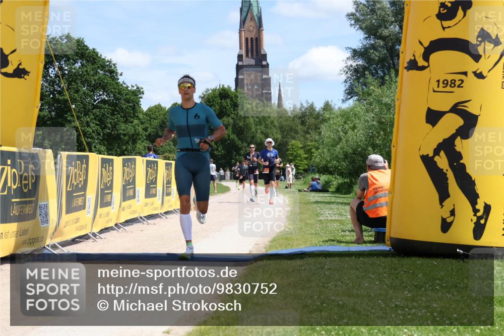 21.06.2026 - Viking Triathlon Michael Strokosch http://msf.ph/oto/9830752 21.06.2026 12:52:39 Laufen 447 meine-sportfotos.de