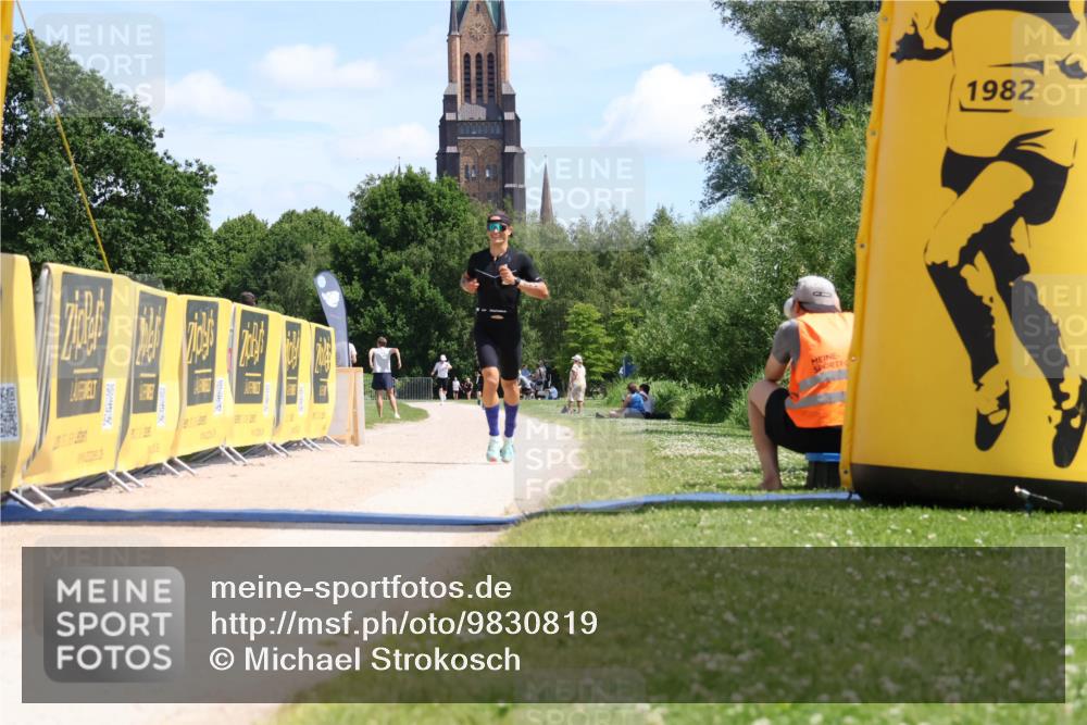 21.06.2026 - Viking Triathlon Michael Strokosch http://msf.ph/oto/9830819 21.06.2026 12:53:38 Laufen 446 meine-sportfotos.de