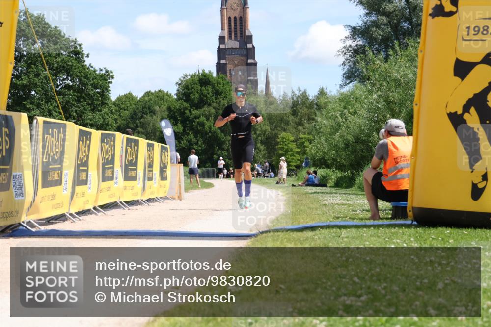 21.06.2026 - Viking Triathlon Michael Strokosch http://msf.ph/oto/9830820 21.06.2026 12:53:39 Laufen 446 meine-sportfotos.de