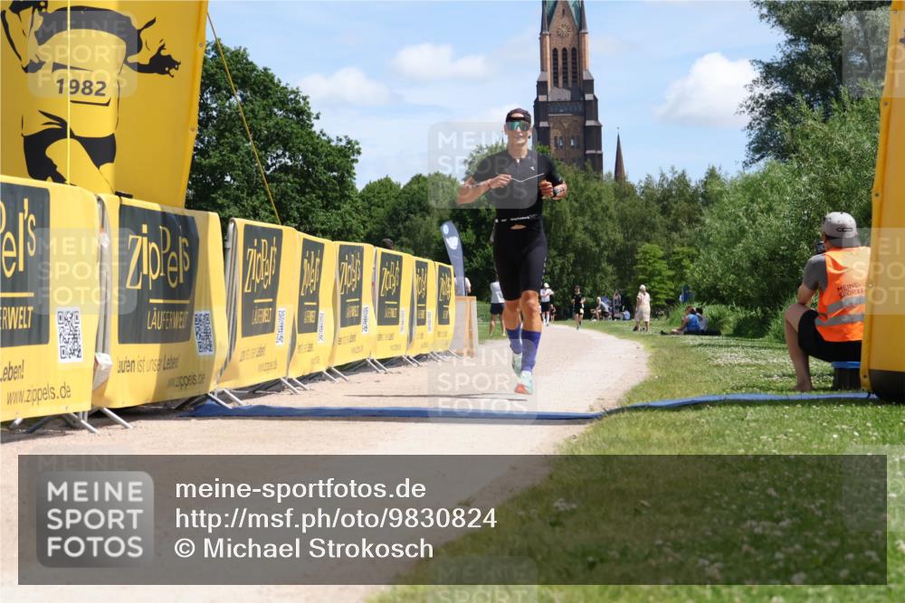 21.06.2026 - Viking Triathlon Michael Strokosch http://msf.ph/oto/9830824 21.06.2026 12:53:40 Laufen 446 meine-sportfotos.de