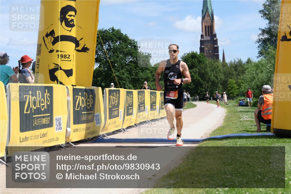 21.06.2026 - Viking Triathlon Michael Strokosch http://msf.ph/oto/9830943 21.06.2026 12:56:47 Laufen 487 meine-sportfotos.de