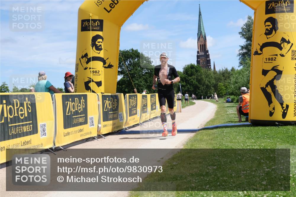 21.06.2026 - Viking Triathlon Michael Strokosch http://msf.ph/oto/9830973 21.06.2026 12:57:15 Laufen 131 meine-sportfotos.de