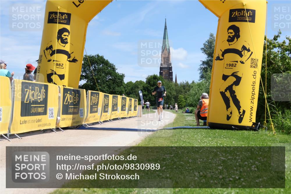 21.06.2026 - Viking Triathlon Michael Strokosch http://msf.ph/oto/9830989 21.06.2026 12:59:10 Laufen 221 meine-sportfotos.de