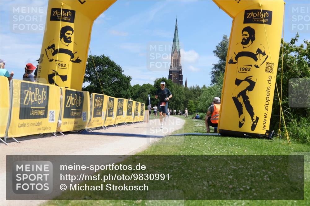 21.06.2026 - Viking Triathlon Michael Strokosch http://msf.ph/oto/9830991 21.06.2026 12:59:10 Laufen 221 meine-sportfotos.de