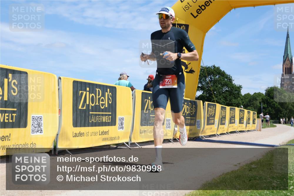 21.06.2026 - Viking Triathlon Michael Strokosch http://msf.ph/oto/9830998 21.06.2026 12:59:14 Laufen 221 meine-sportfotos.de