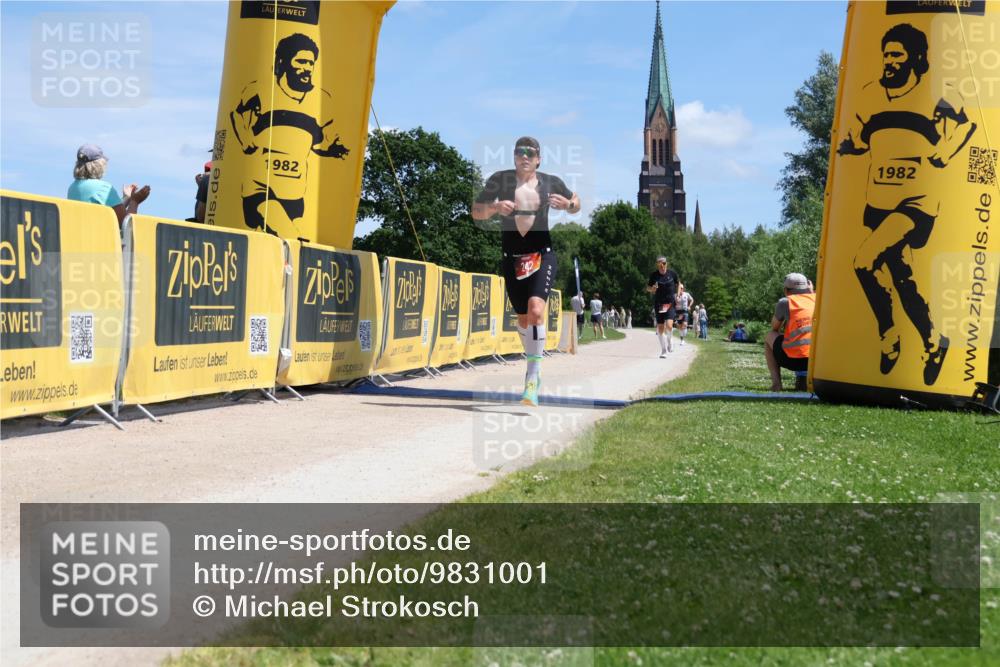 21.06.2026 - Viking Triathlon Michael Strokosch http://msf.ph/oto/9831001 21.06.2026 12:59:50 Laufen 242, 551 meine-sportfotos.de