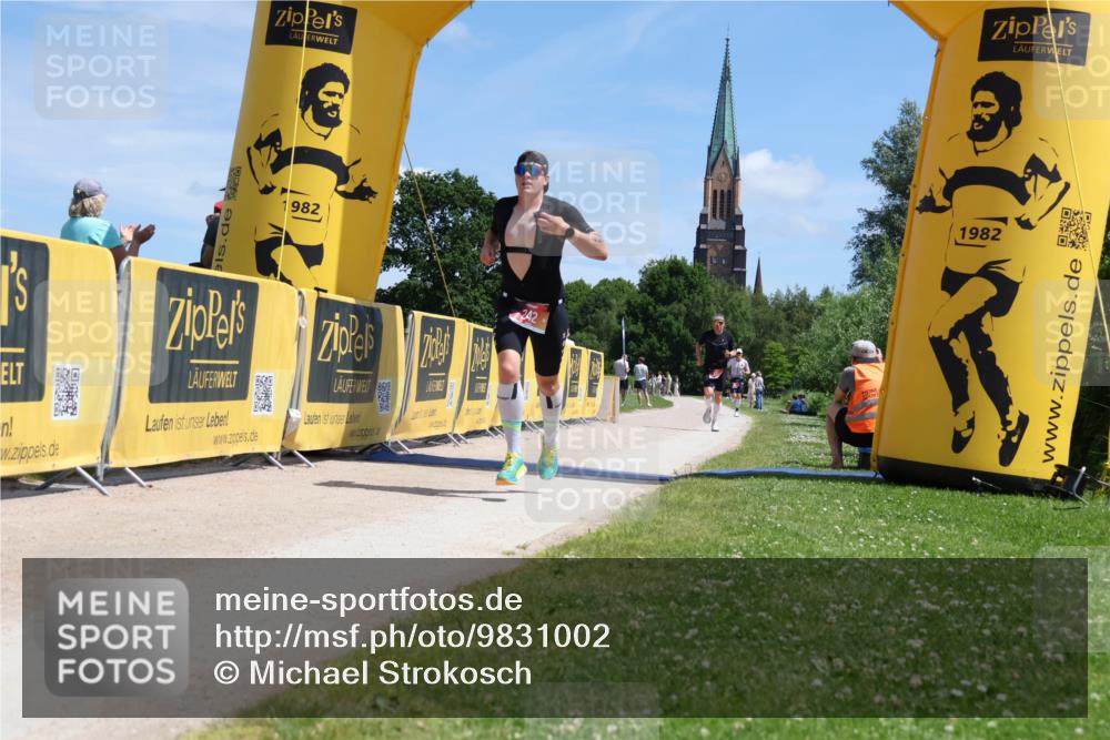 21.06.2026 - Viking Triathlon Michael Strokosch http://msf.ph/oto/9831002 21.06.2026 12:59:50 Laufen 242, 551 meine-sportfotos.de