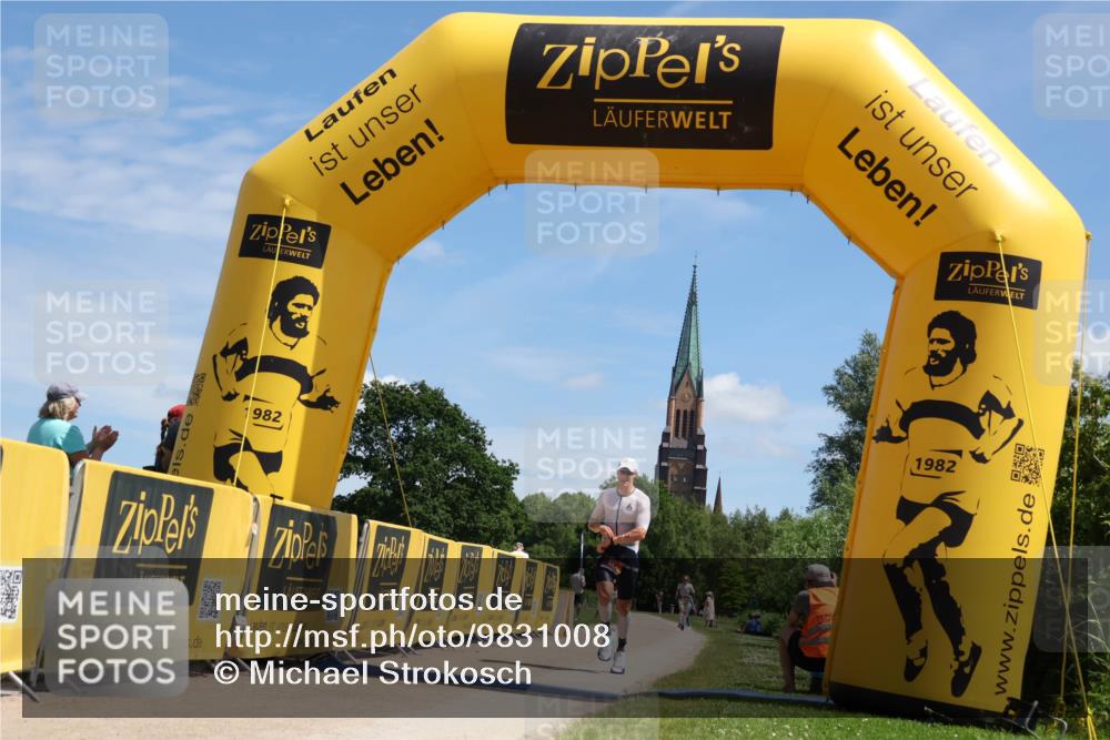 21.06.2026 - Viking Triathlon Michael Strokosch http://msf.ph/oto/9831008 21.06.2026 12:59:58 Laufen 342, 551 meine-sportfotos.de
