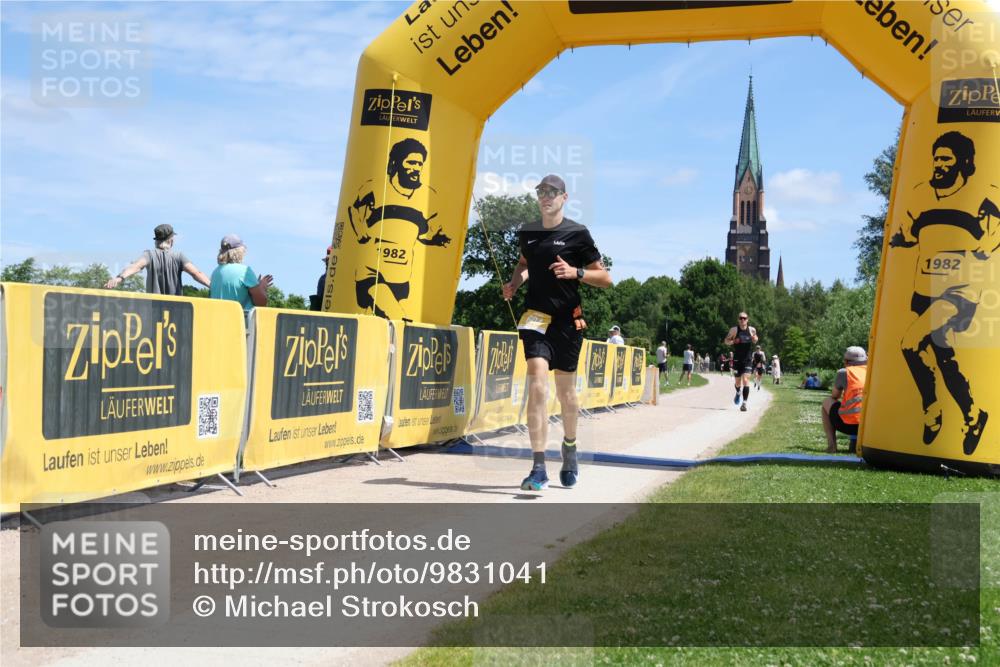 21.06.2026 - Viking Triathlon Michael Strokosch http://msf.ph/oto/9831041 21.06.2026 13:00:52 Laufen 425, 430, 604 meine-sportfotos.de
