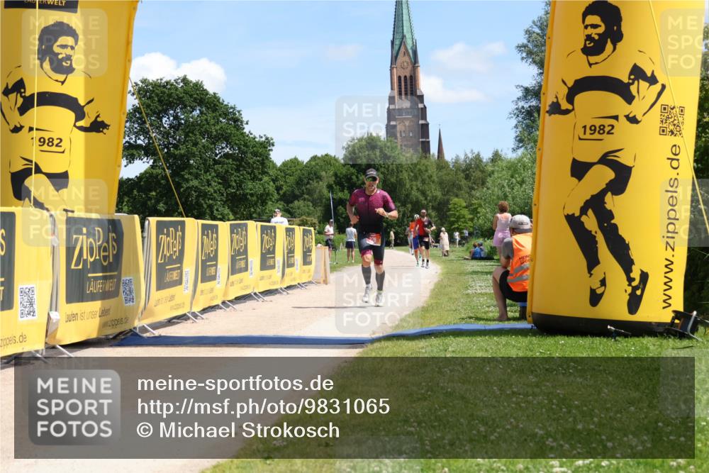 21.06.2026 - Viking Triathlon Michael Strokosch http://msf.ph/oto/9831065 21.06.2026 13:01:20 Laufen 328, 568 meine-sportfotos.de