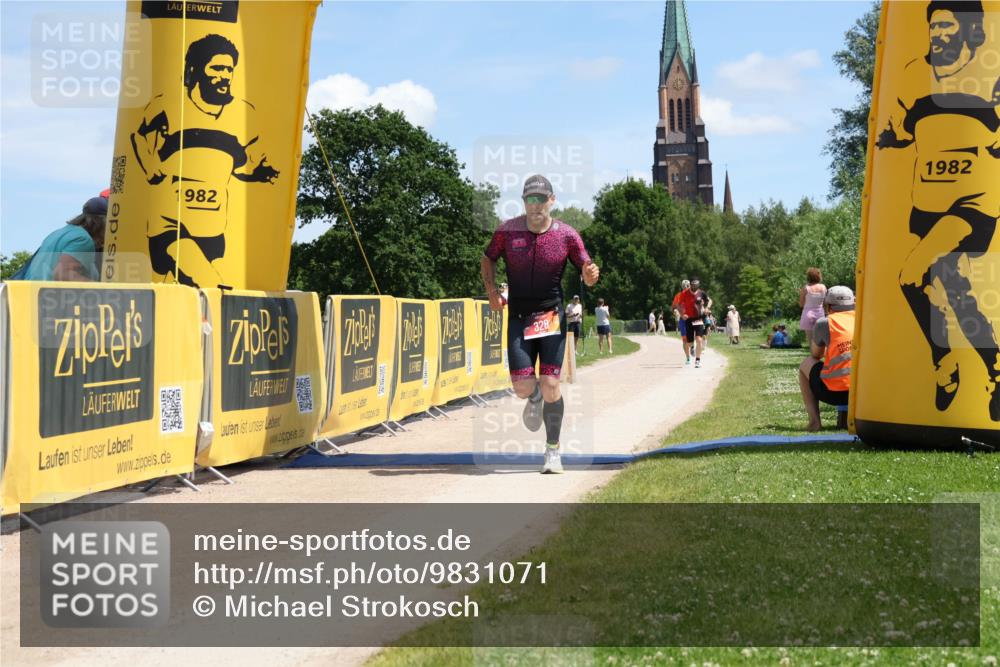 21.06.2026 - Viking Triathlon Michael Strokosch http://msf.ph/oto/9831071 21.06.2026 13:01:22 Laufen 328, 568 meine-sportfotos.de