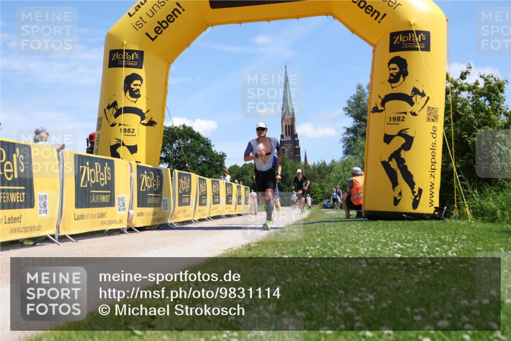 21.06.2026 - Viking Triathlon Michael Strokosch http://msf.ph/oto/9831114 21.06.2026 13:02:17 Laufen 7, 25, 43, 285, 466 meine-sportfotos.de
