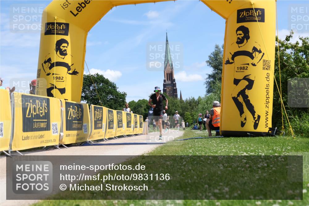 21.06.2026 - Viking Triathlon Michael Strokosch http://msf.ph/oto/9831136 21.06.2026 13:02:24 Laufen 7, 25, 43, 404, 466 meine-sportfotos.de