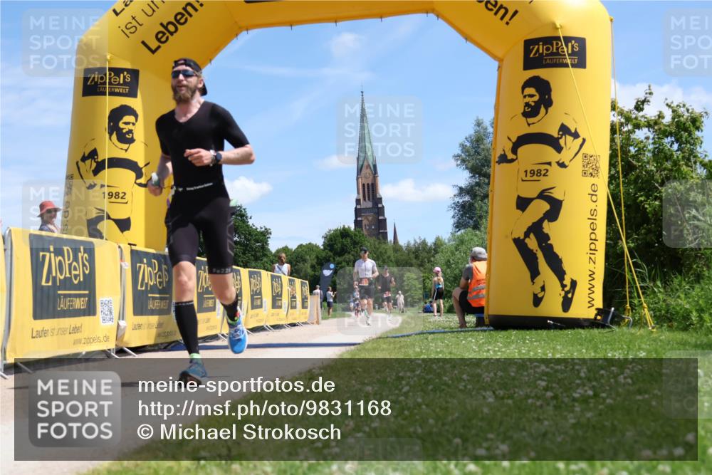 21.06.2026 - Viking Triathlon Michael Strokosch http://msf.ph/oto/9831168 21.06.2026 13:02:55 Laufen 41, 82, 170, 311, 391, 453, 648 meine-sportfotos.de