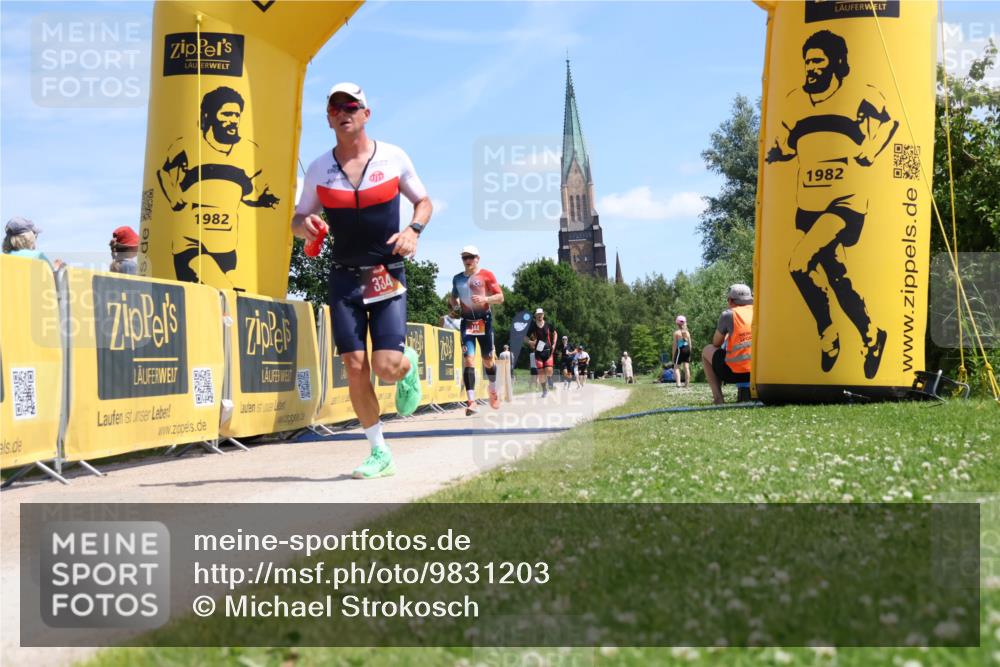 21.06.2026 - Viking Triathlon Michael Strokosch http://msf.ph/oto/9831203 21.06.2026 13:03:08 Laufen 144, 334 meine-sportfotos.de