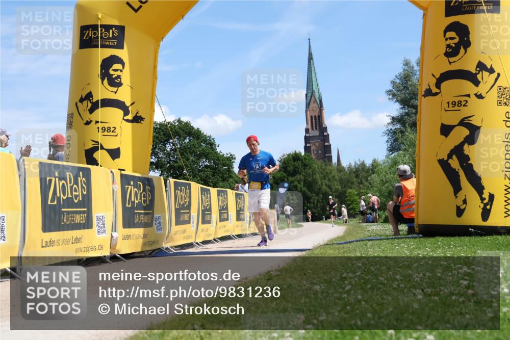 21.06.2026 - Viking Triathlon Michael Strokosch http://msf.ph/oto/9831236 21.06.2026 13:03:24 Laufen 332, 440, 668 meine-sportfotos.de