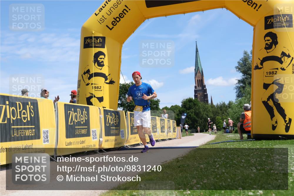 21.06.2026 - Viking Triathlon Michael Strokosch http://msf.ph/oto/9831240 21.06.2026 13:03:25 Laufen 332, 440, 668 meine-sportfotos.de
