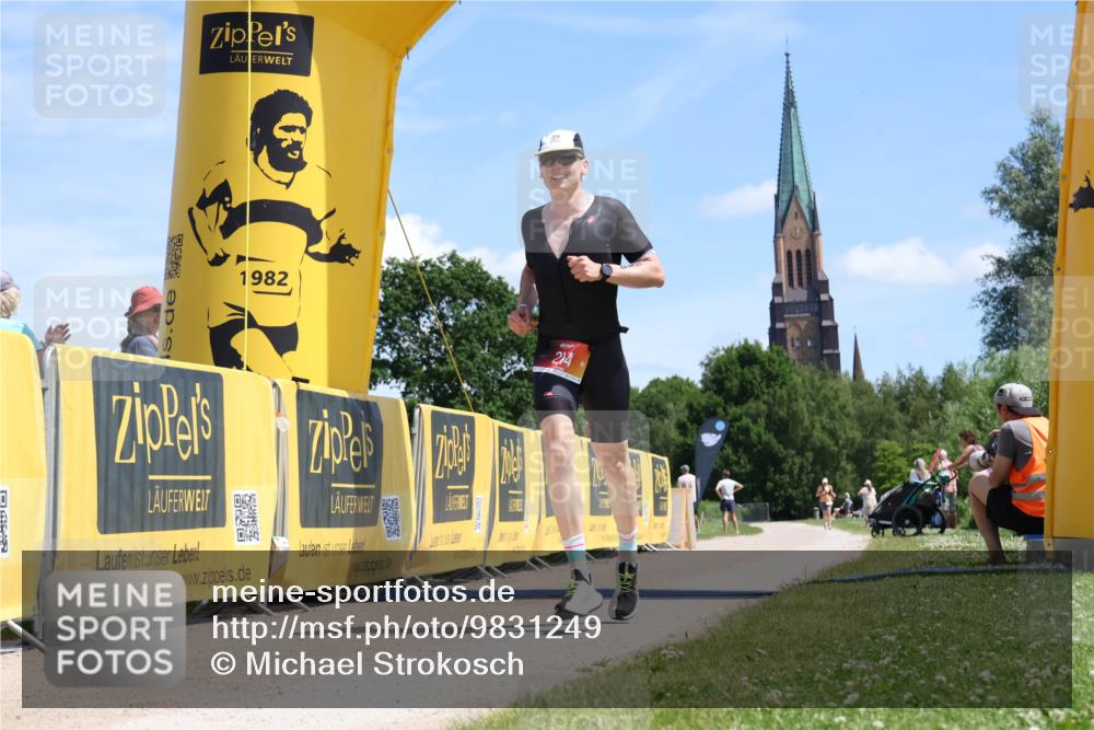 21.06.2026 - Viking Triathlon Michael Strokosch http://msf.ph/oto/9831249 21.06.2026 13:03:37 Laufen 214 meine-sportfotos.de