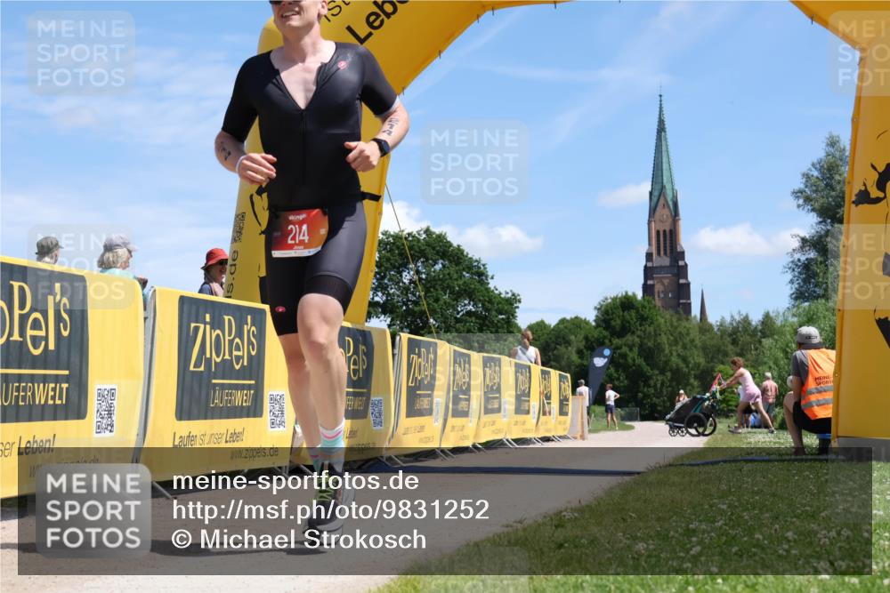 21.06.2026 - Viking Triathlon Michael Strokosch http://msf.ph/oto/9831252 21.06.2026 13:03:38 Laufen 214 meine-sportfotos.de