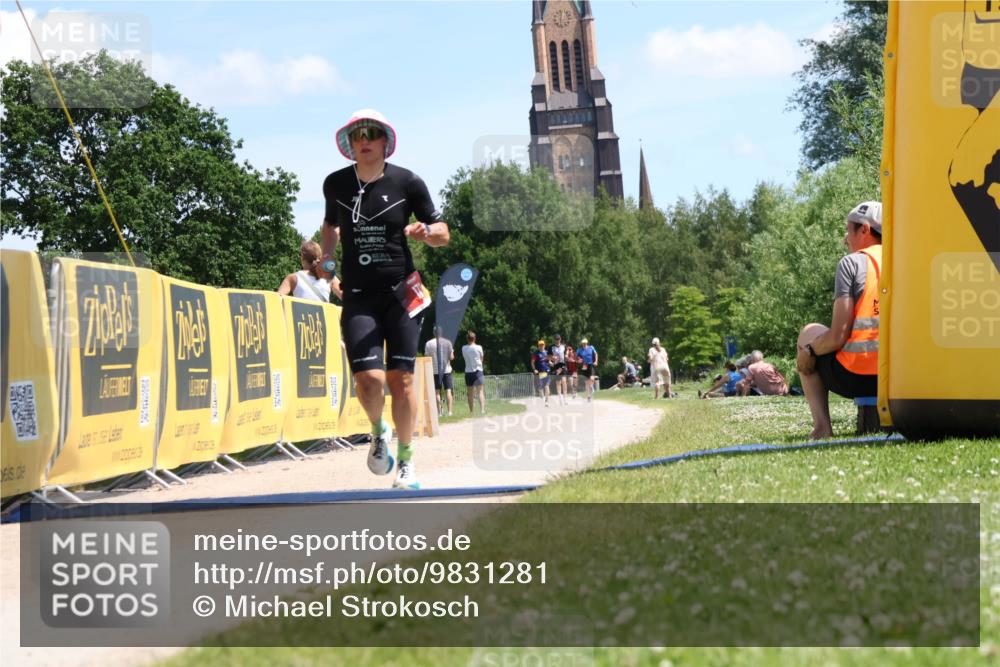 21.06.2026 - Viking Triathlon Michael Strokosch http://msf.ph/oto/9831281 21.06.2026 13:04:11 Laufen 86, 171, 508 meine-sportfotos.de