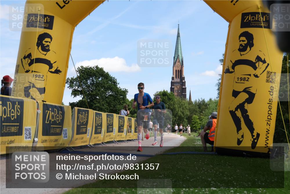 21.06.2026 - Viking Triathlon Michael Strokosch http://msf.ph/oto/9831357 21.06.2026 13:07:14 Laufen 100, 575, 576 meine-sportfotos.de