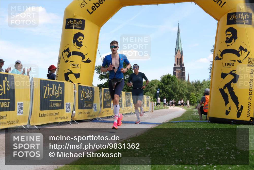 21.06.2026 - Viking Triathlon Michael Strokosch http://msf.ph/oto/9831362 21.06.2026 13:07:15 Laufen 100, 575, 576 meine-sportfotos.de