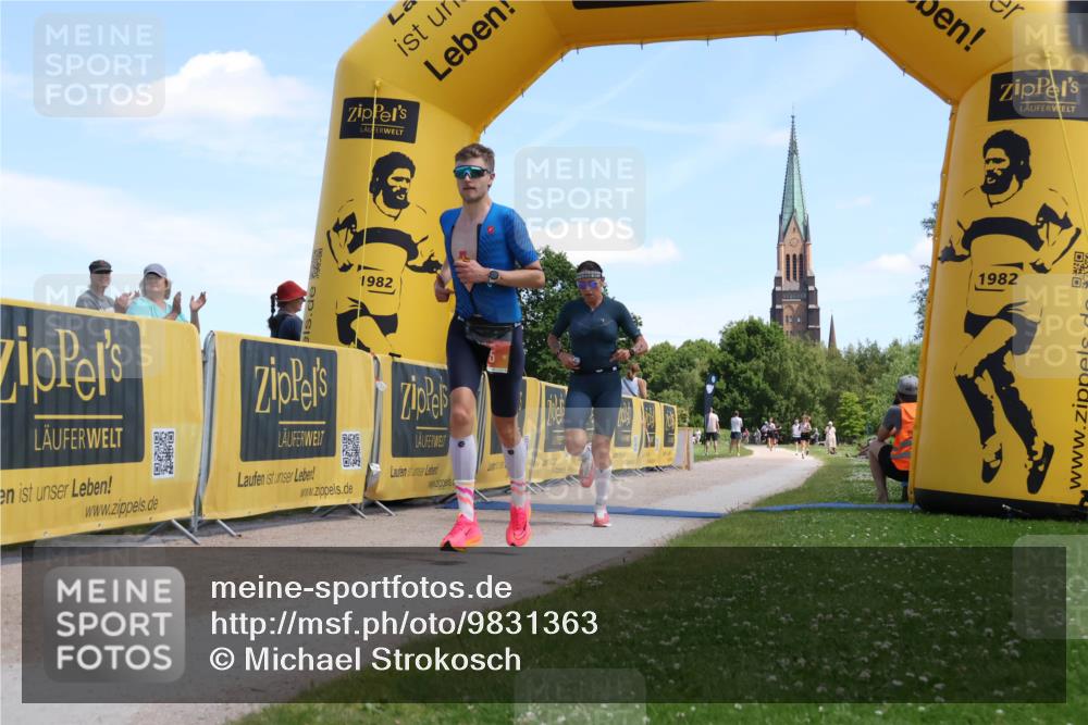 21.06.2026 - Viking Triathlon Michael Strokosch http://msf.ph/oto/9831363 21.06.2026 13:07:16 Laufen 100, 575, 576 meine-sportfotos.de