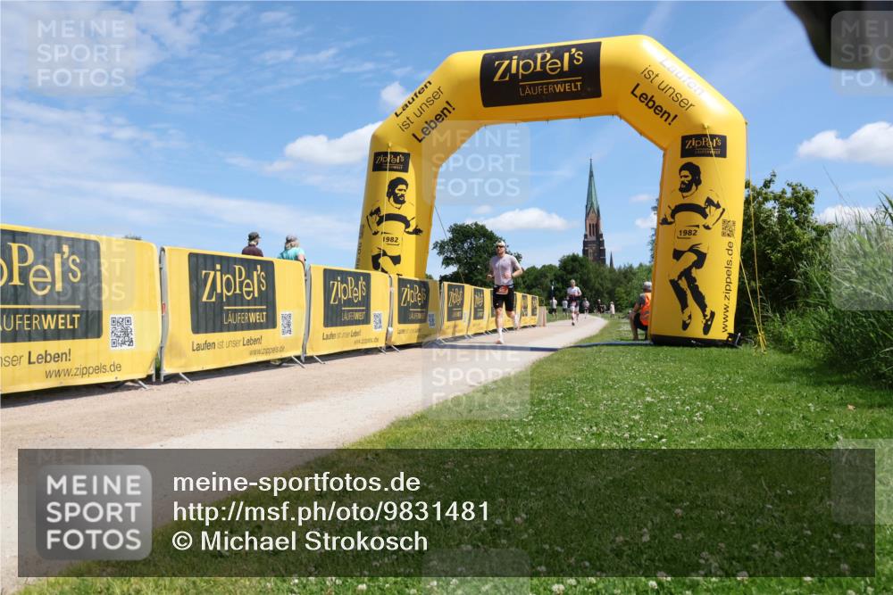 21.06.2026 - Viking Triathlon Michael Strokosch http://msf.ph/oto/9831481 21.06.2026 13:09:16 Laufen 364, 546 meine-sportfotos.de