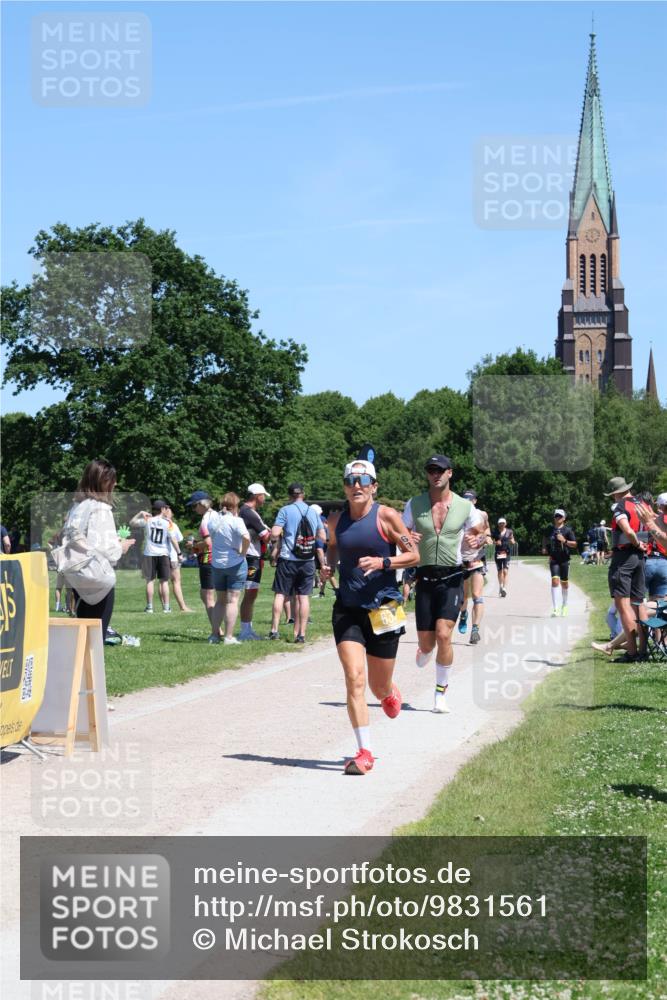21.06.2026 - Viking Triathlon Michael Strokosch http://msf.ph/oto/9831561 21.06.2026 14:02:22 Laufen 637 meine-sportfotos.de