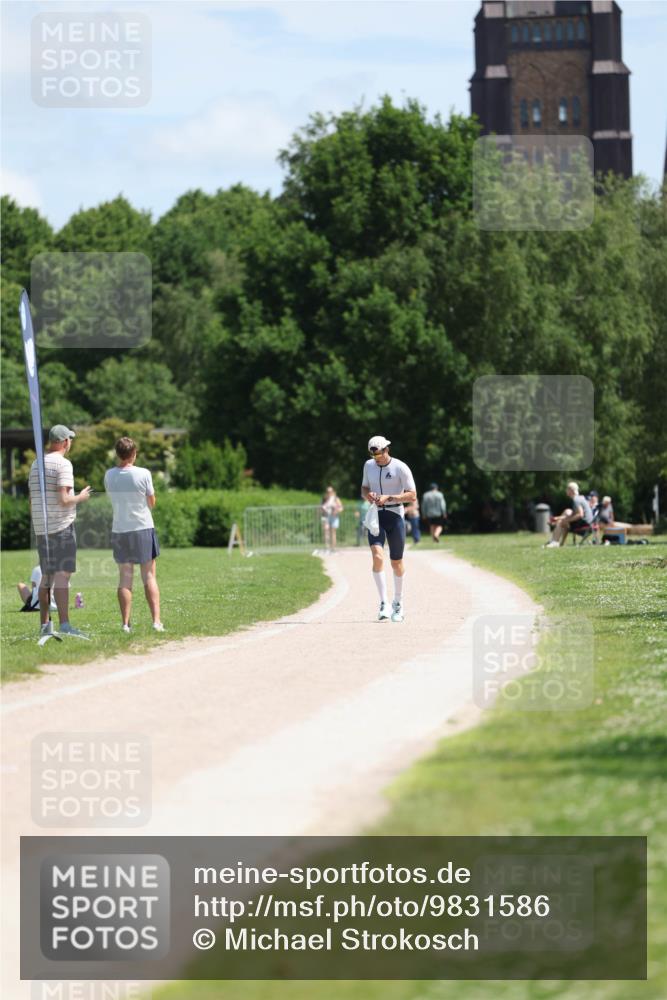 21.06.2026 - Viking Triathlon Michael Strokosch http://msf.ph/oto/9831586 21.06.2026 12:40:57 Laufen  meine-sportfotos.de