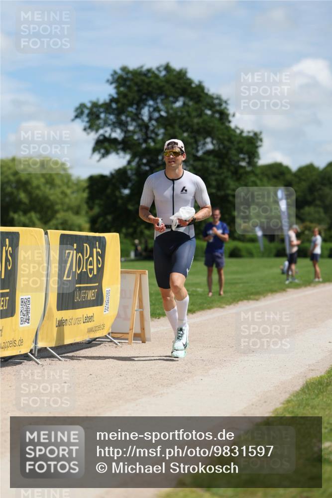 21.06.2026 - Viking Triathlon Michael Strokosch http://msf.ph/oto/9831597 21.06.2026 12:41:07 Laufen 548 meine-sportfotos.de
