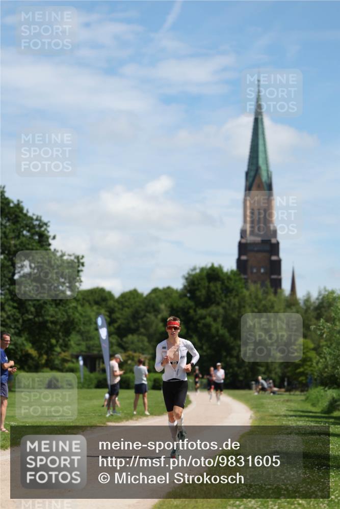 21.06.2026 - Viking Triathlon Michael Strokosch http://msf.ph/oto/9831605 21.06.2026 12:42:14 Laufen 8 meine-sportfotos.de