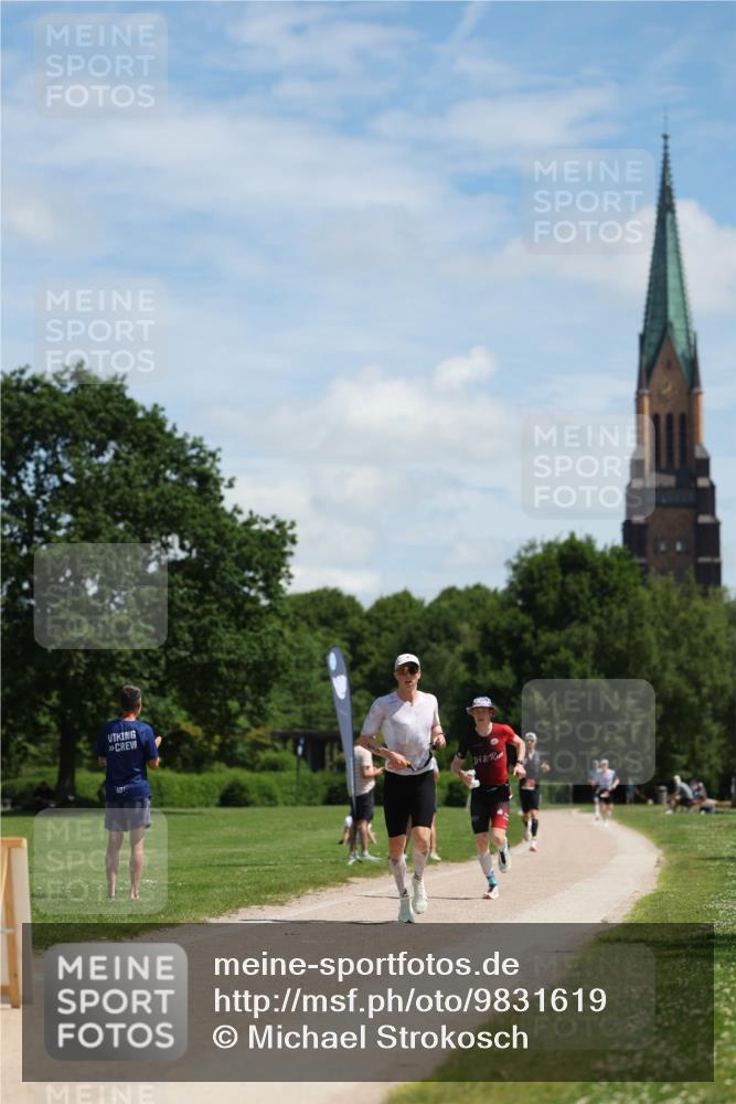 21.06.2026 - Viking Triathlon Michael Strokosch http://msf.ph/oto/9831619 21.06.2026 12:42:27 Laufen 65, 270 meine-sportfotos.de
