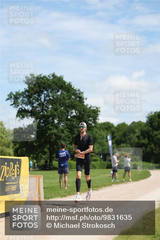 21.06.2026 - Viking Triathlon Michael Strokosch http://msf.ph/oto/9831635 21.06.2026 12:42:35 Laufen 65, 103, 280 meine-sportfotos.de