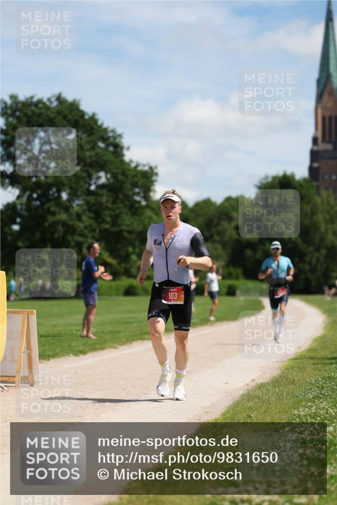 21.06.2026 - Viking Triathlon Michael Strokosch http://msf.ph/oto/9831650 21.06.2026 12:42:44 Laufen 103, 527 meine-sportfotos.de