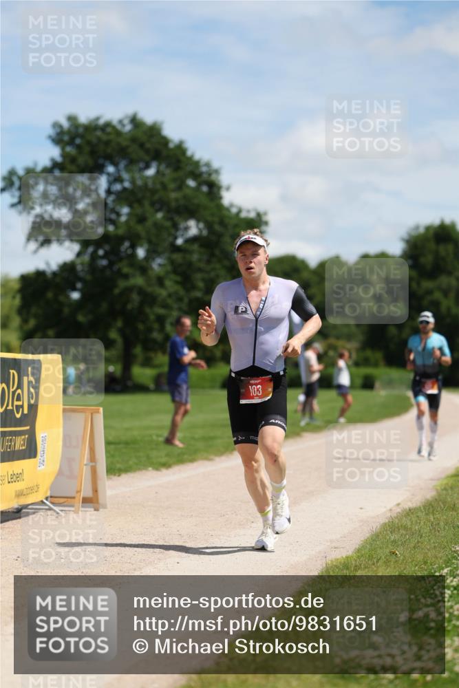 21.06.2026 - Viking Triathlon Michael Strokosch http://msf.ph/oto/9831651 21.06.2026 12:42:44 Laufen 103, 527 meine-sportfotos.de