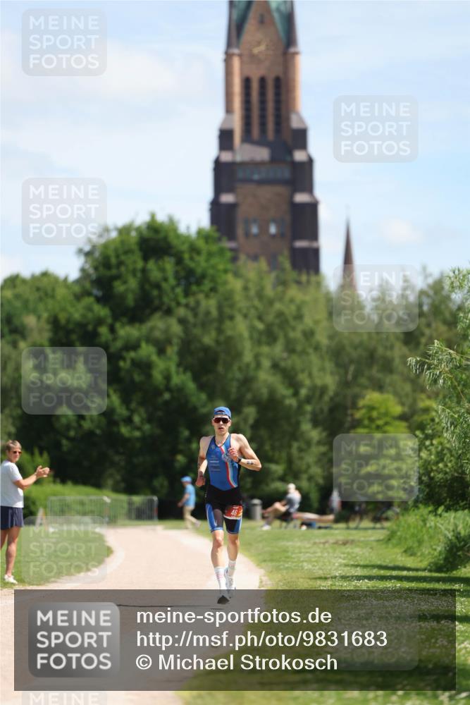 21.06.2026 - Viking Triathlon Michael Strokosch http://msf.ph/oto/9831683 21.06.2026 12:43:43 Laufen 46 meine-sportfotos.de