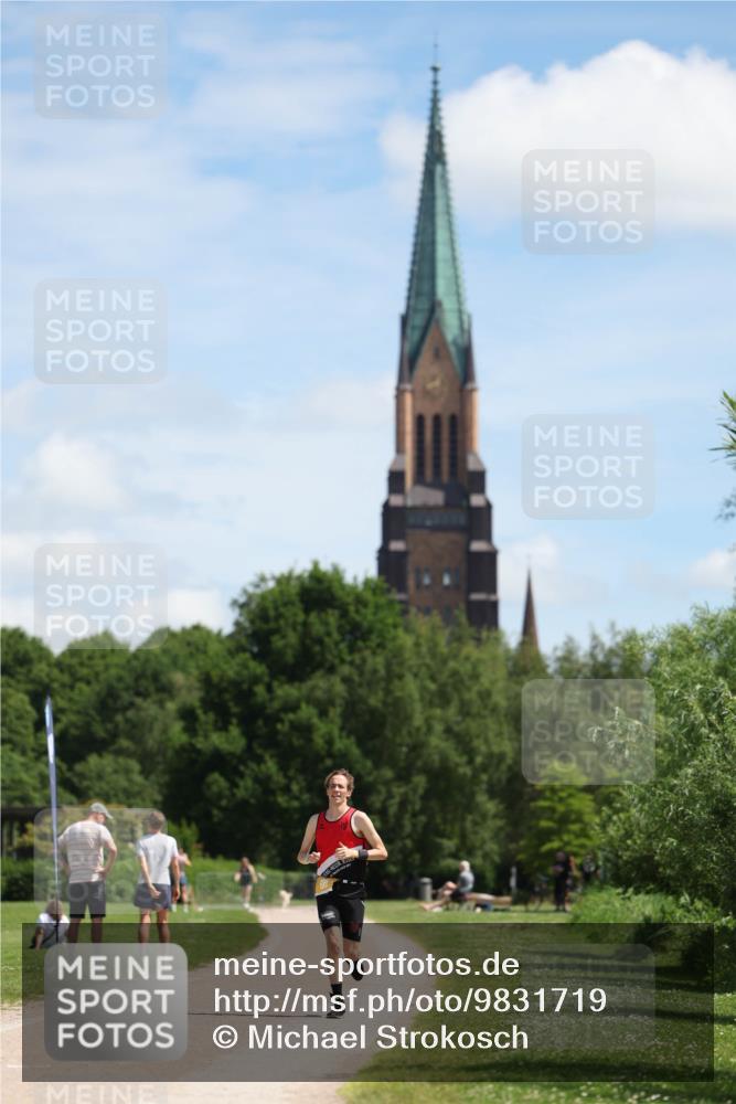 21.06.2026 - Viking Triathlon Michael Strokosch http://msf.ph/oto/9831719 21.06.2026 12:44:58 Laufen 669 meine-sportfotos.de