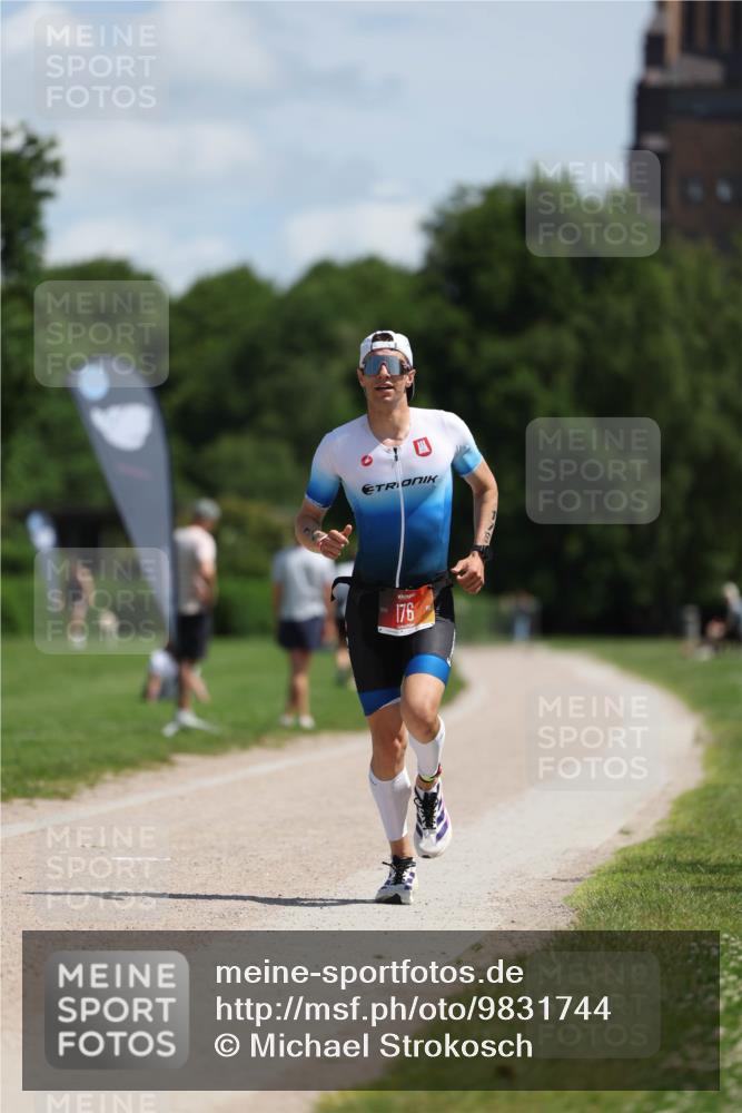 21.06.2026 - Viking Triathlon Michael Strokosch http://msf.ph/oto/9831744 21.06.2026 12:45:19 Laufen 176 meine-sportfotos.de