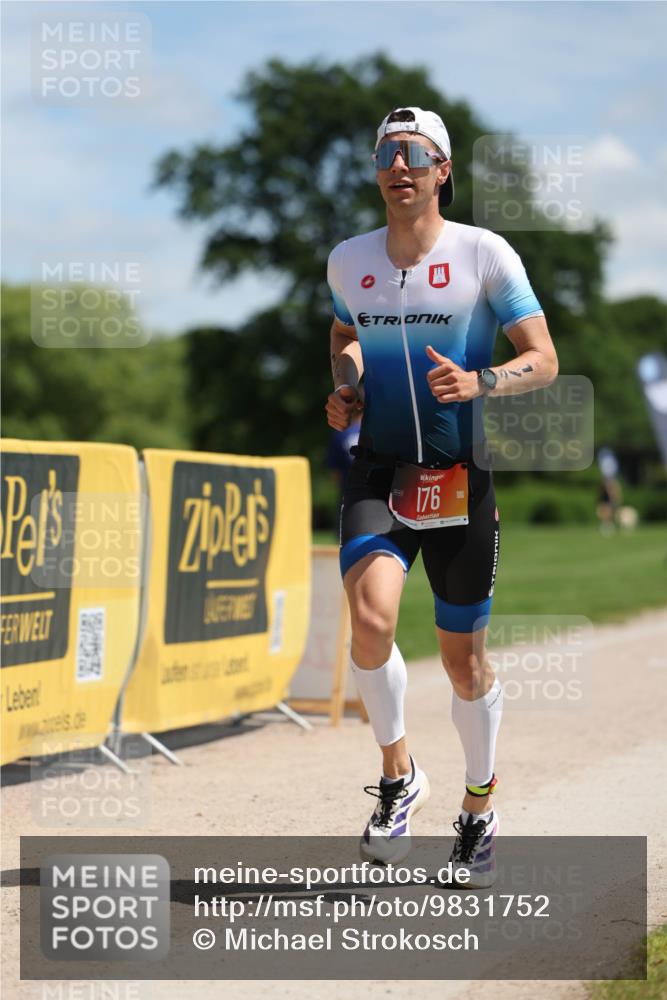 21.06.2026 - Viking Triathlon Michael Strokosch http://msf.ph/oto/9831752 21.06.2026 12:45:22 Laufen 176 meine-sportfotos.de
