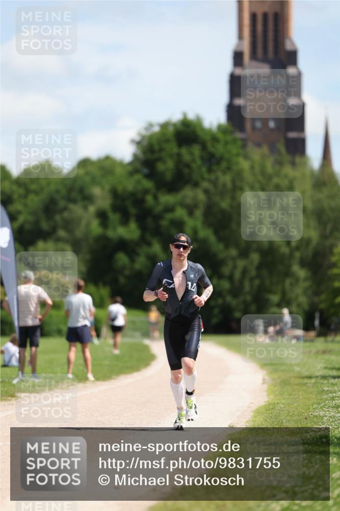 21.06.2026 - Viking Triathlon Michael Strokosch http://msf.ph/oto/9831755 21.06.2026 12:45:45 Laufen 565 meine-sportfotos.de