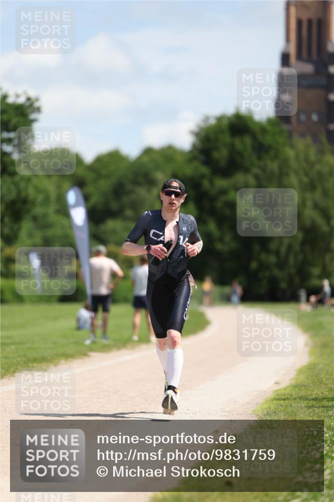 21.06.2026 - Viking Triathlon Michael Strokosch http://msf.ph/oto/9831759 21.06.2026 12:45:46 Laufen 565 meine-sportfotos.de