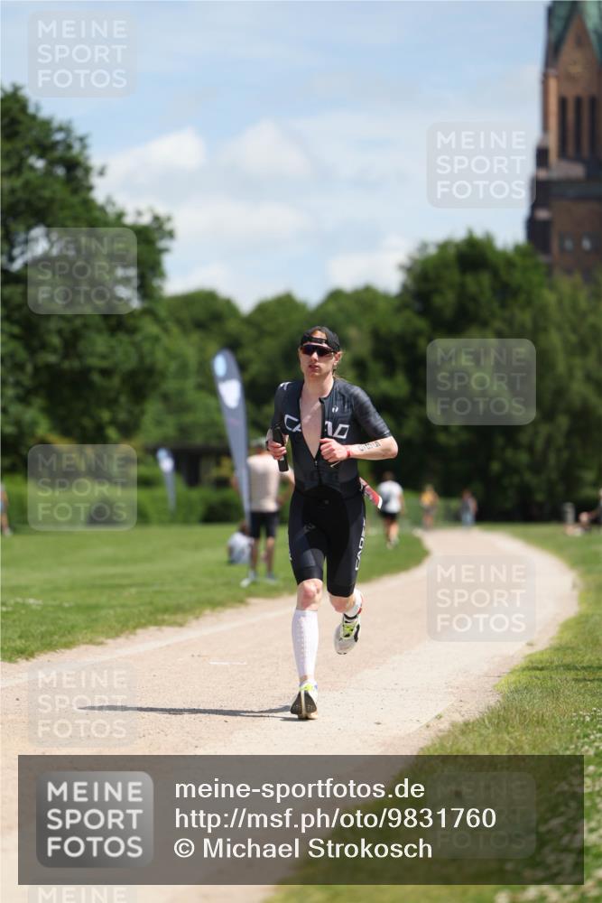 21.06.2026 - Viking Triathlon Michael Strokosch http://msf.ph/oto/9831760 21.06.2026 12:45:46 Laufen 565 meine-sportfotos.de