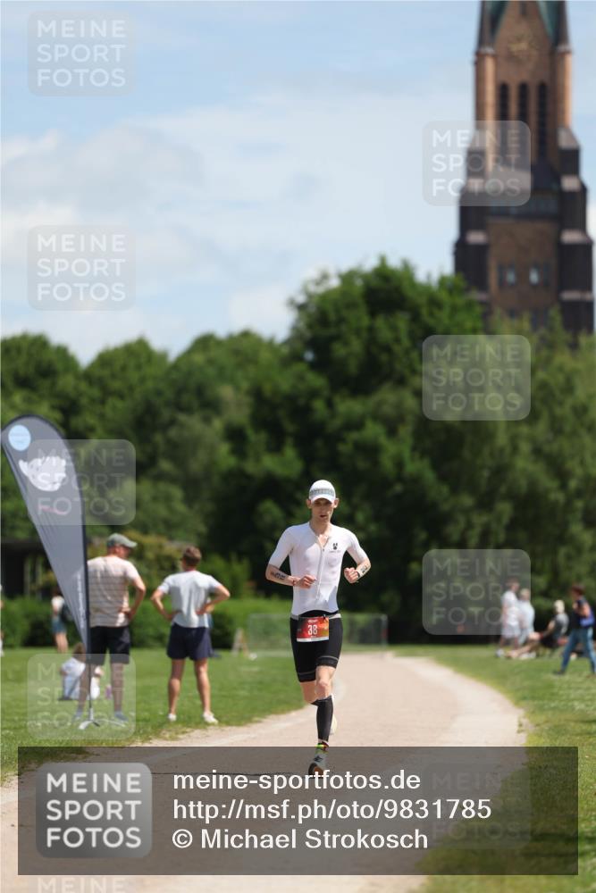 21.06.2026 - Viking Triathlon Michael Strokosch http://msf.ph/oto/9831785 21.06.2026 12:46:36 Laufen 38 meine-sportfotos.de