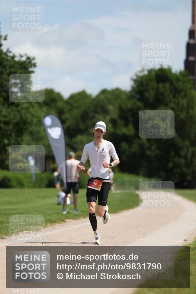 21.06.2026 - Viking Triathlon Michael Strokosch http://msf.ph/oto/9831790 21.06.2026 12:46:38 Laufen 38 meine-sportfotos.de