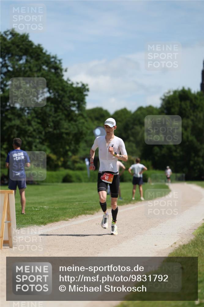 21.06.2026 - Viking Triathlon Michael Strokosch http://msf.ph/oto/9831792 21.06.2026 12:46:39 Laufen 38 meine-sportfotos.de