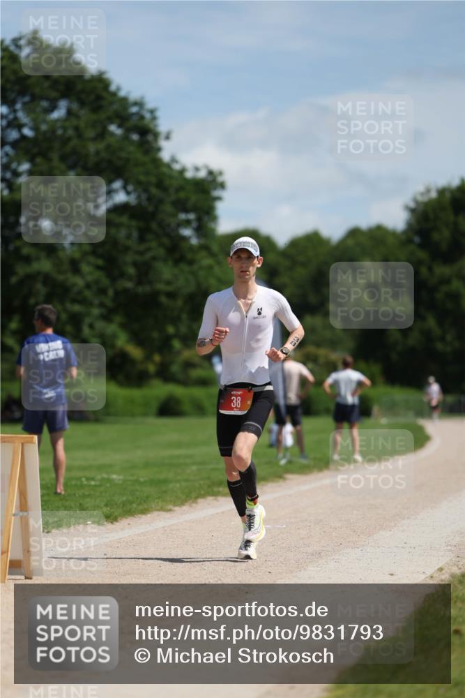 21.06.2026 - Viking Triathlon Michael Strokosch http://msf.ph/oto/9831793 21.06.2026 12:46:39 Laufen 38 meine-sportfotos.de