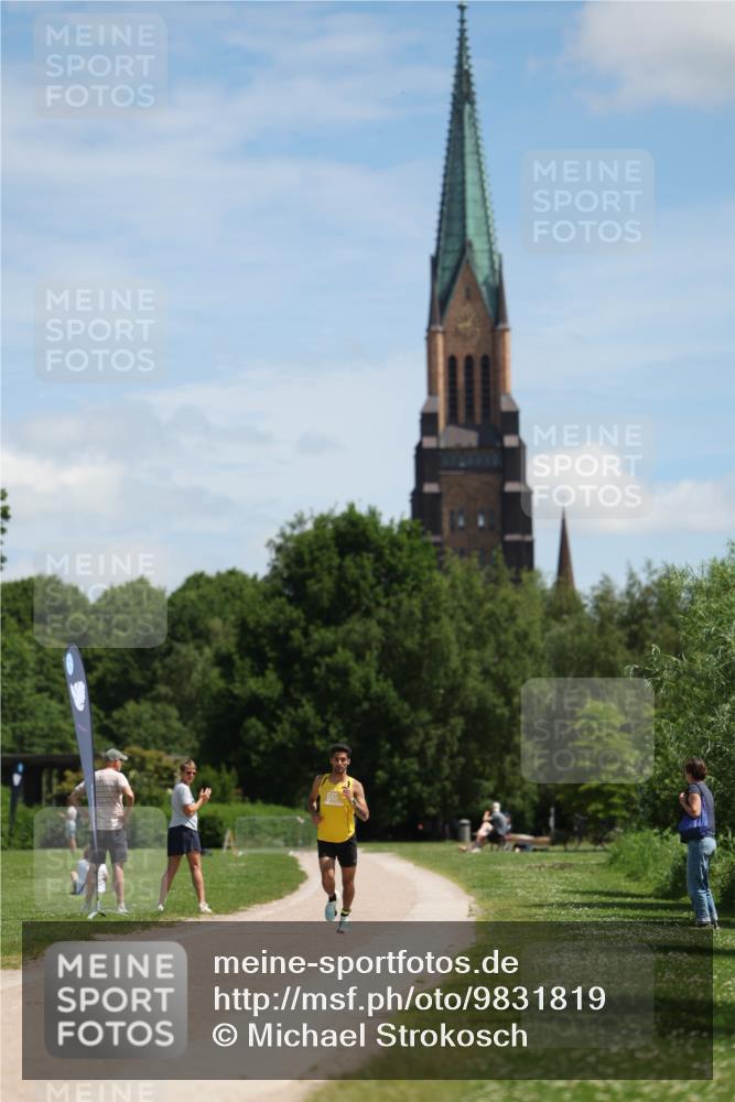 21.06.2026 - Viking Triathlon Michael Strokosch http://msf.ph/oto/9831819 21.06.2026 12:47:16 Laufen 665 meine-sportfotos.de